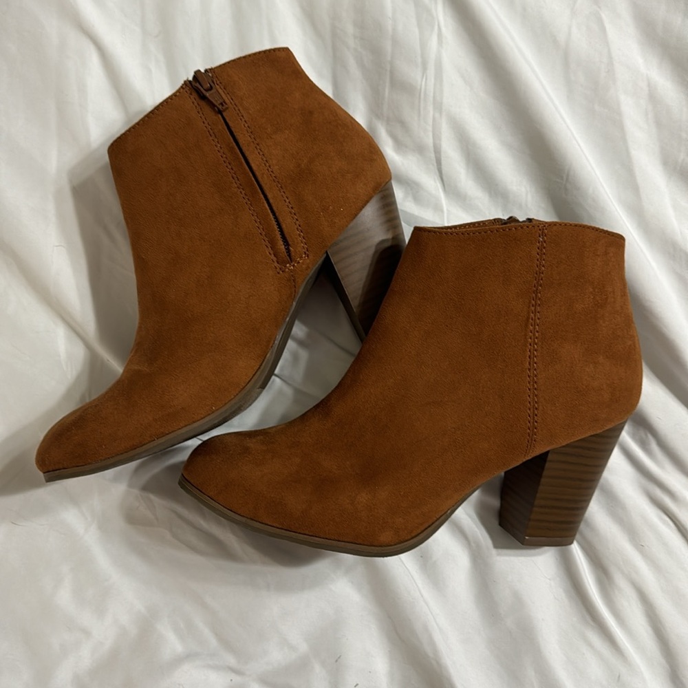 Old Navy Brown Suede Booties